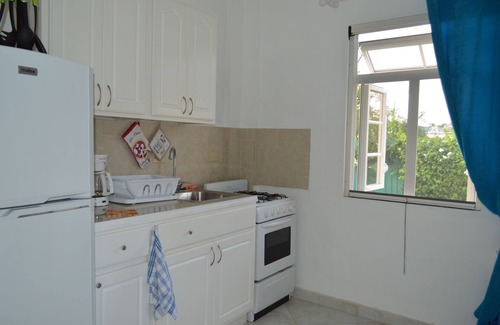 Silver Sands Hotel | Two Palms Apartment
