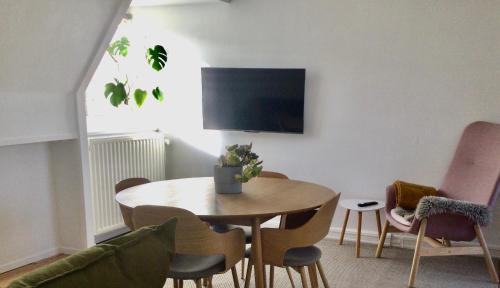 Vanlose Apartment | Two quiet apartments