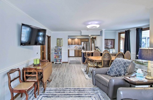 Two Rivers House | Two Rivers ‘Thiede House’ - Walk to Lake Michigan!