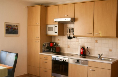 Zinnowitz Apartment | Two-room apartment in a quiet location on the south terrace, close to the center, 800m from the beach, bus and train