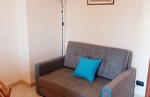 Mirafiori Apartment | TWO-ROOM APARTMENT WITH PARK VIEW