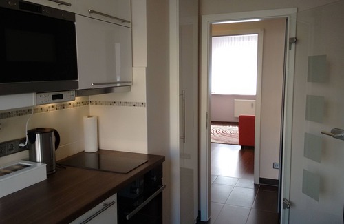 Leutzsch Apartment | Two room ground floor apartment wi-fi