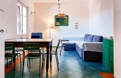 Bagno-Sprizze Apartment | Two roomed apartment with terrace 50 mt from the beach