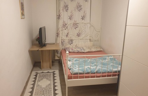 Gelsenkirchen-West Apartment | Two Rooms Apartment in Gelsenkirchen.