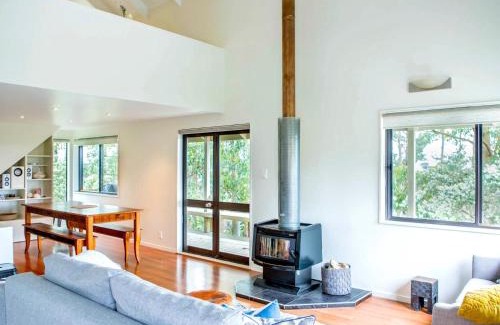 Onetangi House | Two Rooms Onetangi - Onetangi Holiday Home