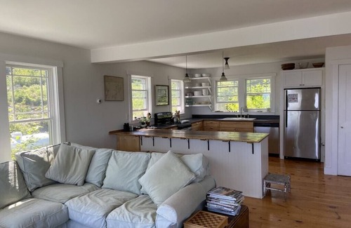 Tenants Harbor House | Two seaside cottages with beautiful views and total privacy