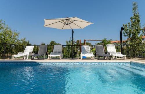 Nedescina House | Two Stone Houses Iva