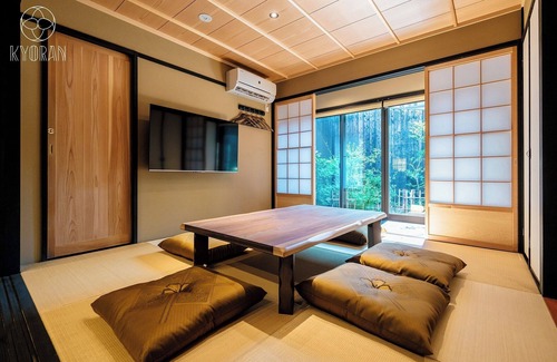 Fushimi House | Two stops from Kyoto Station 5 minutes walk from /Kyoto Kyōto