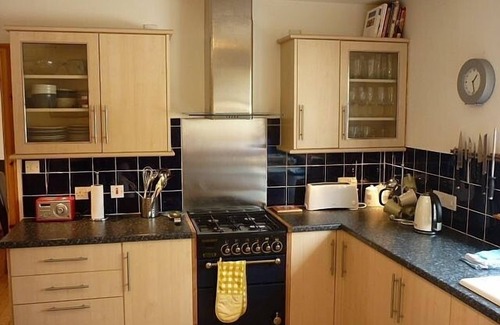 Kingussie House | Two Storey House With Fabulous Mountain Views