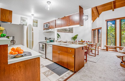 Poipu Apartment | Two-story condo in central Poipu with lanai, pool & W/D - walk to Baby Beach