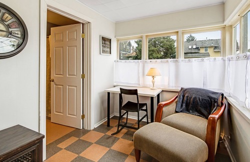 Queen Anne Cottage | Two-Story, Family-Friendly Home near Downtown Seattle w/Free WiFi & Washer/Dryer