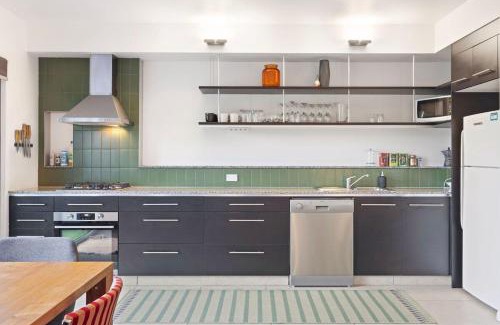 Chippendale Apartment | Two-Story Home with 2 Balconies
