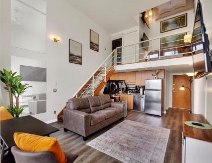 Downtown Vancouver Apartment | Two-Story Loft with a High-rises view and Rooftop Deck
