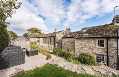 Hetton House | Two Trees, By Birch Stays