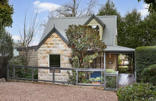 Yarra Glen Bed & Breakfast | Two Truffles Cottage Accommodation