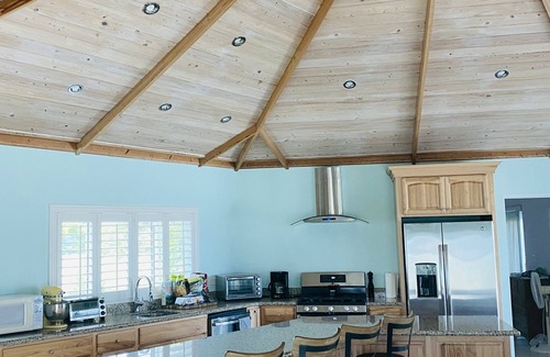 Stella Maris House | Two Villas plus Pool w/Stunning Ocean Views