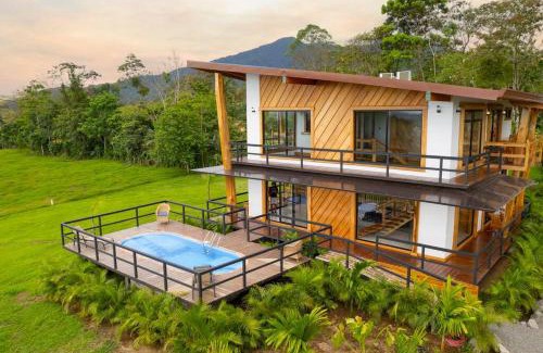 La Fortuna Villa | Two Volcanoes Villa Fortuna