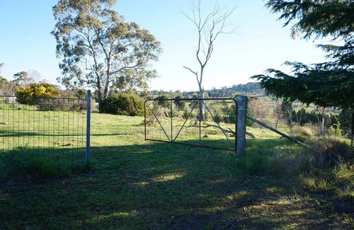 Armidale Apartment | Twodogfolly at Dangarsleigh, Cottage at Dangarsleigh