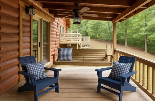 Blue Ridge Cabin | TwoodRetreat <10m Town GameRm Gym FirePit 6 Decks