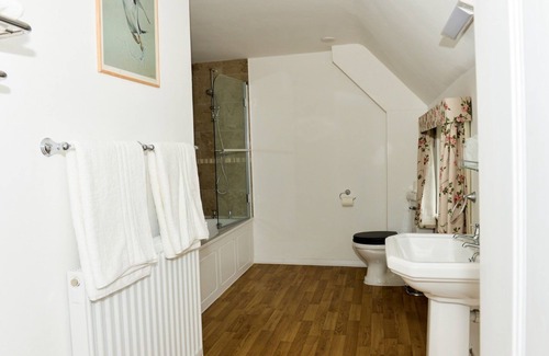 Coleman's Hatch Bed & Breakfast | Twyford Farm B&B