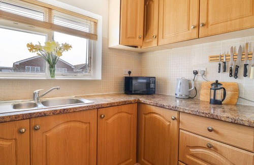 Warden House | TWYNHOLM, pet friendly, character holiday cottage in Warden