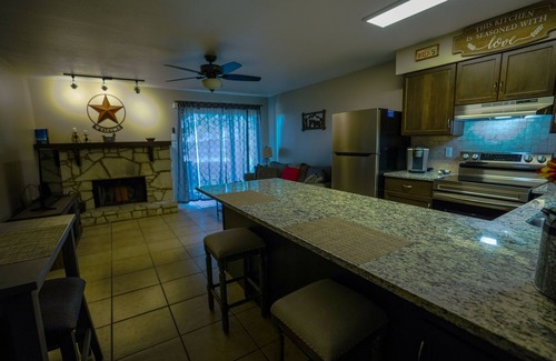 Canyon Lake Condo | TX Canyon Lake Condo w Great View, Pool, Boat & Trailer Parking