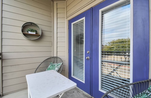 South Main Apartment | Tx Home Group - Medical Center