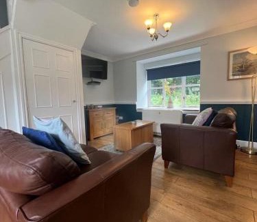 New Quay House | Ty Canol - Family Friendly Peaceful Cottage