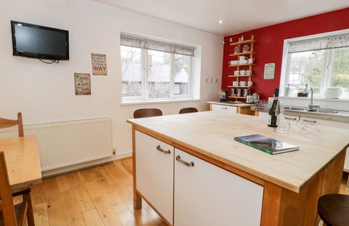 Gallt Y Foel Cottage | TY COCH, pet friendly, with a garden in Llanberis