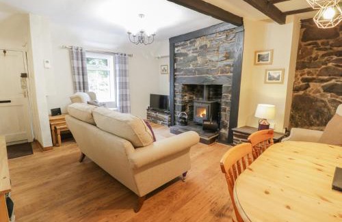 Llanberis House | Ty Coed