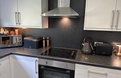 Cwmcarn House | Ty Cwm - Cwmcarn Valley House