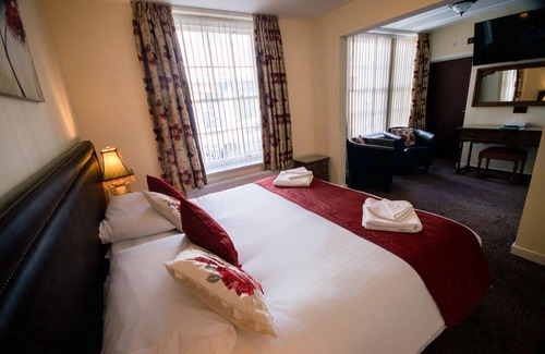 Bont Newydd Hotel | Ty Dre Town House