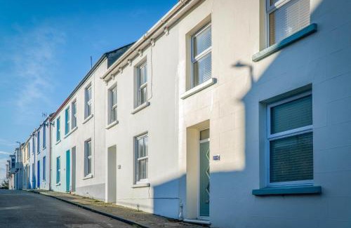 Tenby House | Ty George - 3 Bedroom Cottage - Tenby