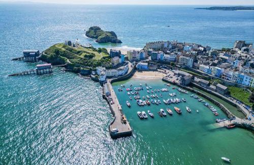 Tenby House | Ty George - 3 Bedroom Cottage - Tenby