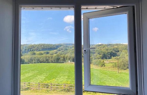 Derwenlas House | Ty Gles