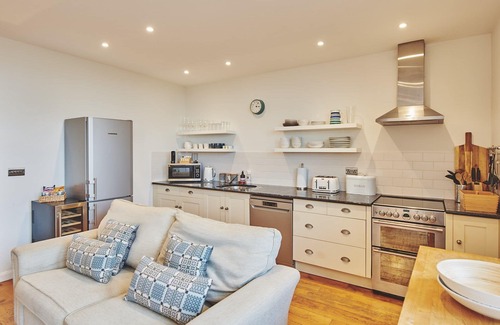 Oxwich Apartment | Ty Gwawr - Luxury Cottages