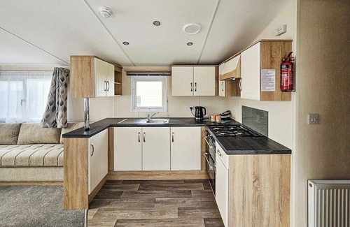 St George House | Ty Gwyn Gold 2 Caravan