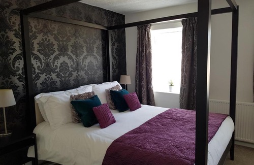 Brecon House | Ty Helyg Guest House
