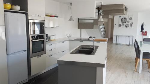 Baud Villa | Ty Kousket