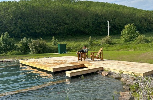 Kidwelly Apartment | Ty Llo (sleeps 5-6).