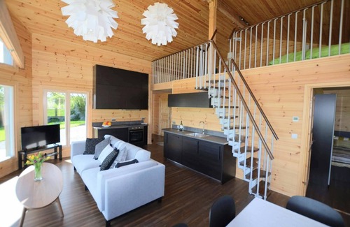 Llangynog Cottage | Ty Log, Llansteffan - Two Bedroom Cottage, Sleeps 4
