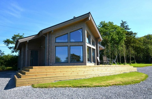 Llangynog Cottage | Ty Log, Llansteffan - Two Bedroom Cottage, Sleeps 4