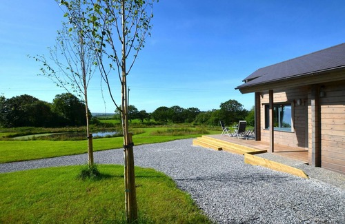 Llangynog Cottage | Ty Log, Llansteffan - Two Bedroom Cottage, Sleeps 4