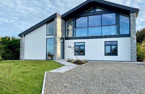 Tan-y-groes House | Ty Machlud Tresaith