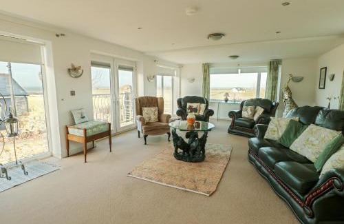 Llanfaethlu House | Ty Mawr