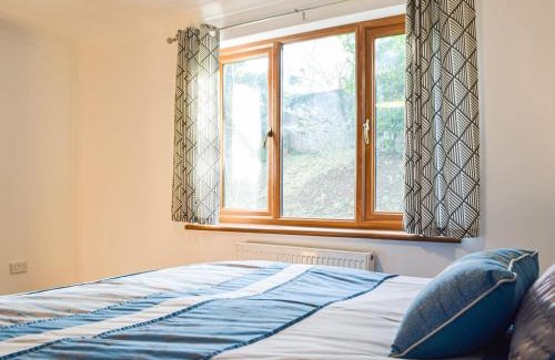 Haverfordwest House | Ty'n-Y-Canol