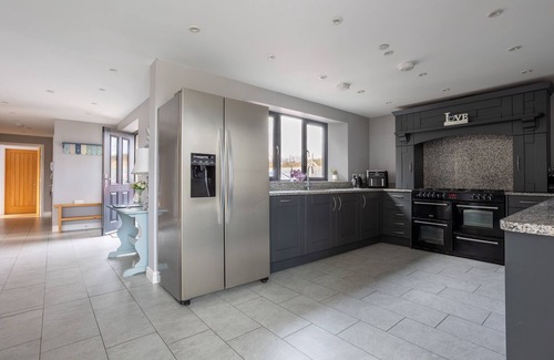 Rhosybol House | Ty Rhos Newydd: Stunning pet-friendly, family retreat on Anglesey