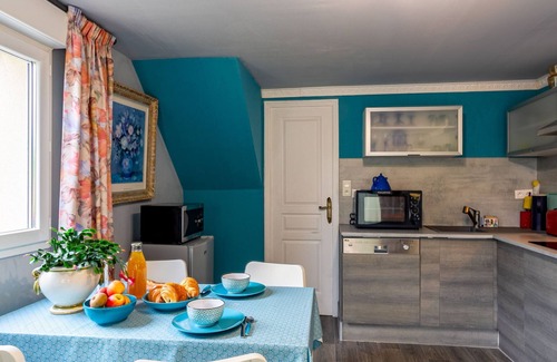 Locquirec House | Ty-Rozen by Interhome