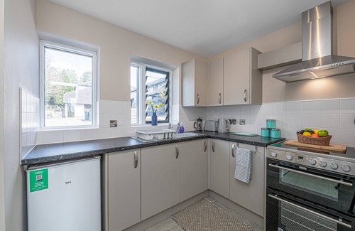 Bont Newydd Apartment | Ty Seiont - a house that sleeps 6 guests in 3 bedrooms