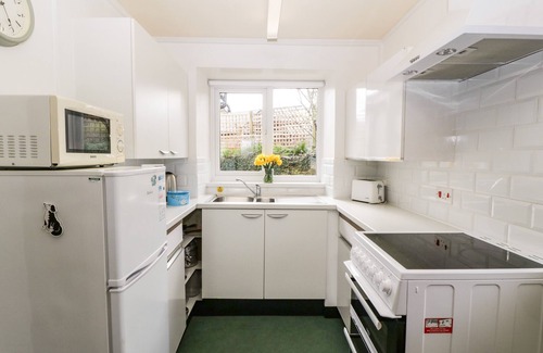 Llanfihangel Tal-y-llyn House | TY TWMP/TUMP COTTAGE, with a garden in Tal-Y-Bont-On-Usk